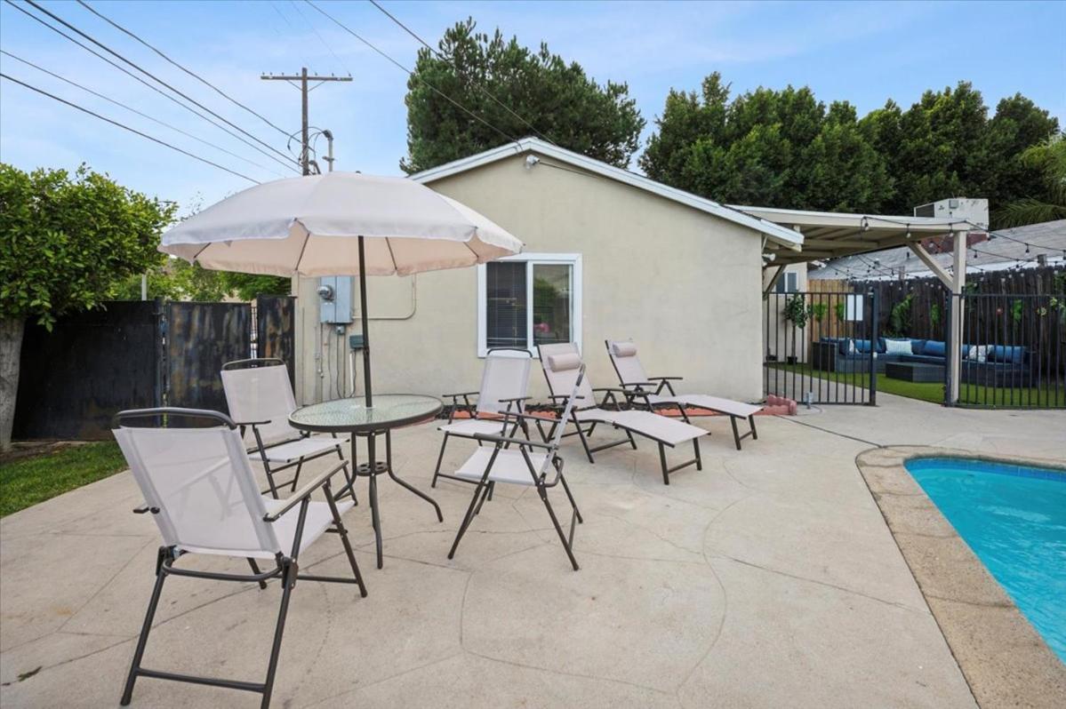 Chic Boho Retreat - Pool, Patio, Mini Golf & Arcade, Mins From Universal Studios! * Los Ángeles