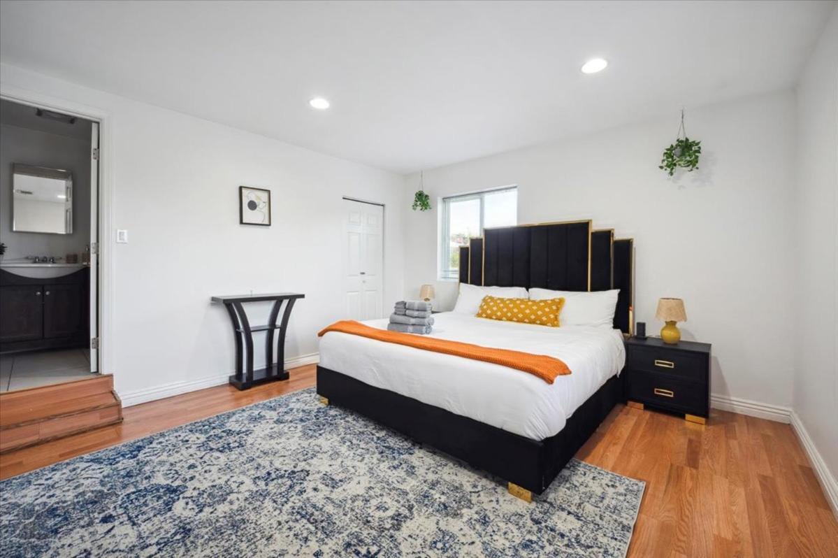 Chic Boho Retreat - Pool, Patio, Mini Golf & Arcade, Mins From Universal Studios! * Los Ángeles